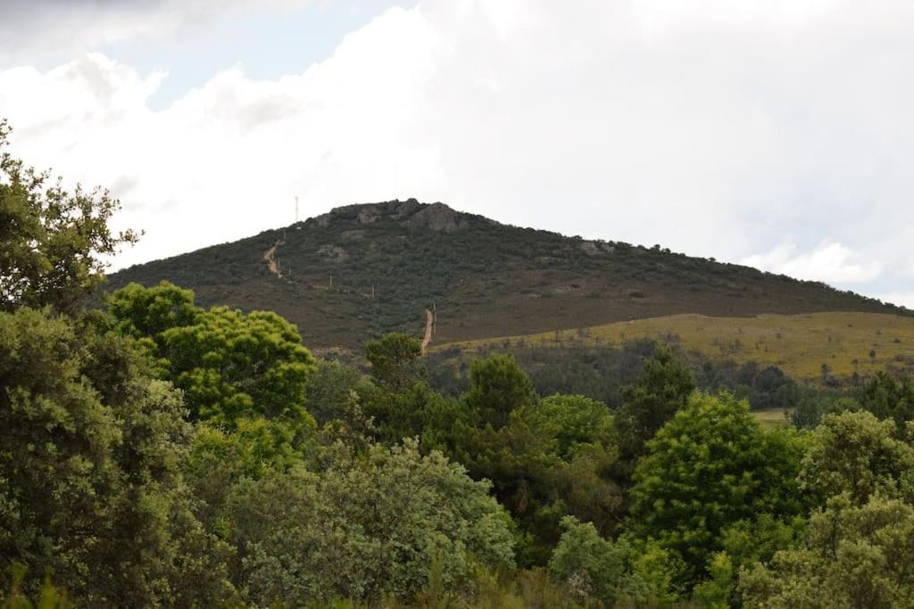 Casa Rural Tozolosolobos Otero de Bodos Esterno foto